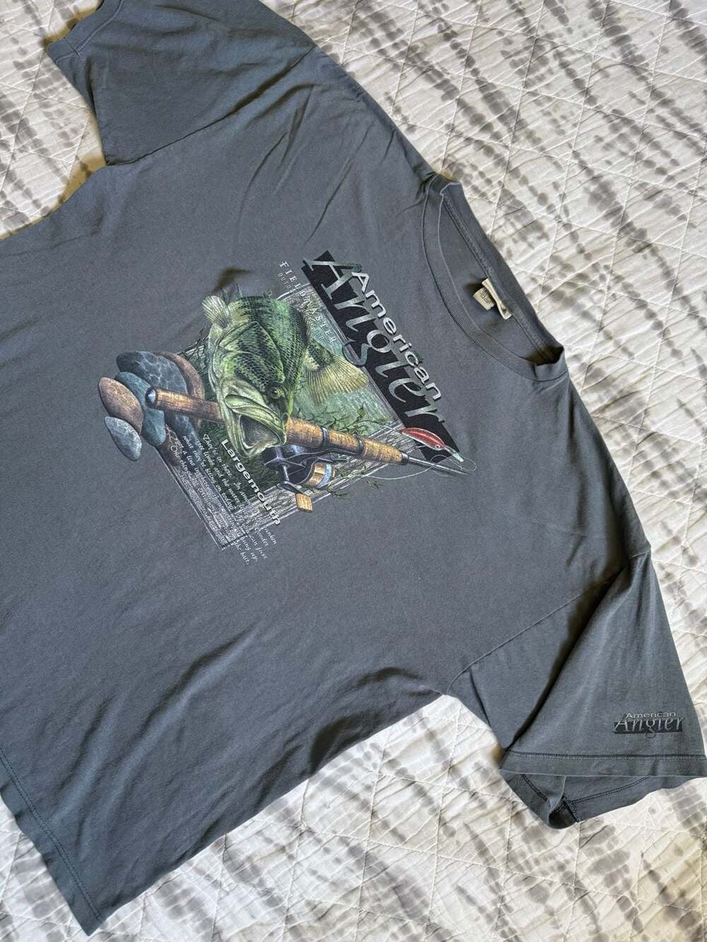 Fieldmaster American Angler Largemouth Bass Fishing Graphic T-Shirt Men’s XL
